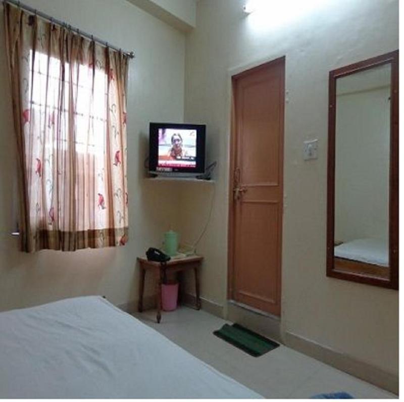 Balaji Residency Hotell Hyderabad Eksteriør bilde